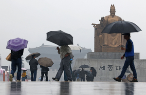 5월 연휴 내내 궂은 날씨…부처님오신날에도 강풍·폭우 몰려온다
