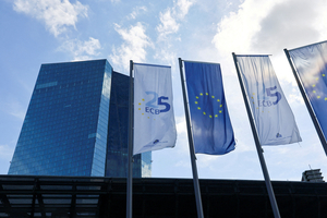 ECB, 기후위기 ‘미온적 대처’ 은행에 초유의 벌금부과...하루 최대 20억