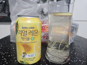 [화제의 신상품] ‘리얼 레몬 하이볼생’, 레몬하이볼 제2 히트작될까