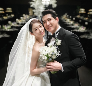 지연·황재균, 뜬금 이혼설 확산..“사실무근”
