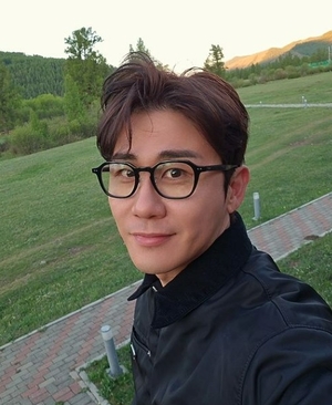 ‘영탁, 용산에 뜬다!’...19일 ‘탁쇼2’ 개봉 무대인사 참석