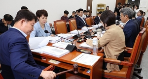 정부, LH 전세사기 피해주택 매입에 4조2000억 쓴다