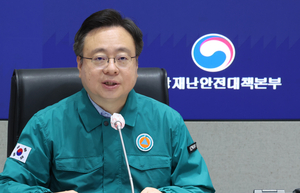정부, 의대 교수진 ‘전공의 교육 보이콧’ 비판…법적 조치도 검토