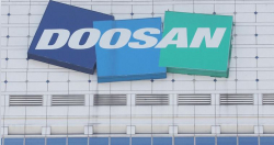 같은 듯 다른 두산·SK 구조개편 작업… “적법 절차”·“주주 설득” 관건