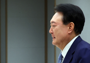 尹대통령 지지율 23%…5월 이후 최저[한국갤럽]