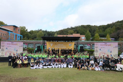 어깨를 맞대고 서로의 마음을 품어주는 홀트학교 ‘제11회 어깨동무음악회’ 마쳐