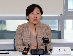 농식품장관 “이번주부터 배추가격 내려…이달내 평년수준 회복할 것”