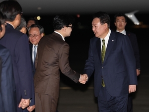 尹-한동훈, 오후 면담…‘김여사 문제·당정관계’ 해법 주목