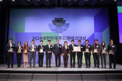 필립월드인터내셔널, 