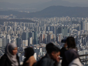 “보유세↓·취득세 부담↑에 아파트 증여 대폭 감소”