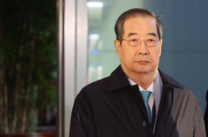 한 총리 “국가안위·국민일상 유지에 국무위원·공직자 소임 다해달라”