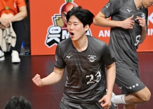 김민재, 디시트렌드 투표에서 압도적인 지지로 1위를 차지하다!