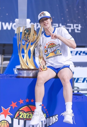 [디시트렌드] 농구 여왕의 자리는 누구에게? 김단비·이주연 1위 다툼