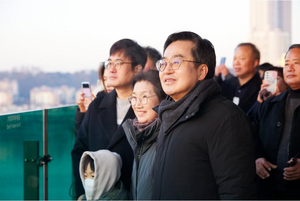 김동연, “경기도가 따뜻한 사회 되도록 최선 다하겠다”...사회적 의인 초청 ‘덕담’