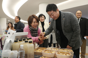 김진경 경기도의회 의장, “노인일자리 생산품의 특별한 가치 널리 홍보해야”