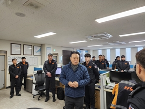 구복규 화순군수, 설 연휴 현업기관 방문 격려