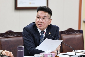 “‘가장 혼란스런 시기’ 자립준비청년에 더 많은 관심과 지원해야”