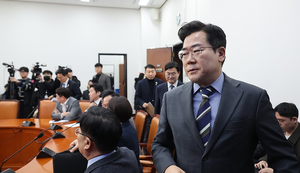 검찰 수사·특검법 발의…명태균 게이트, 대선 ‘태풍의 눈’ 되나