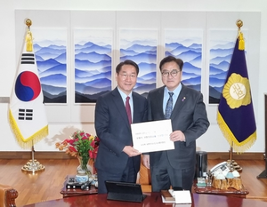 유정복, 우원식 국회의장에 “내전같은 정쟁구도 극복 위해 개헌 필요” ...협력 요청