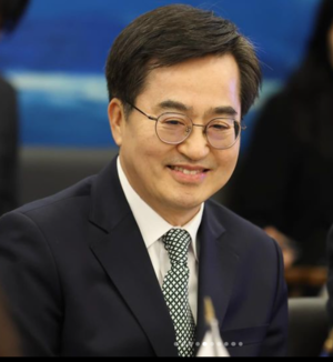 김동연, “야5당 원탁회의 출범 환영...빛의 혁명 완성하는 빛의 연정으로 발전 기대”