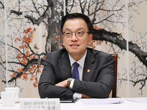 탄녹위 2기 출범, 여성·청년·노동계 확대…2035 NDC 9월 제출
