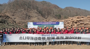 육동한 춘천시장 “소나무재선충병 방제위해 가용 예산 최대 활용”…60억원 투입