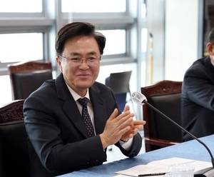 김태흠 지사, 한동훈 전 대표 비판…“국어공부 다시하라” 일침