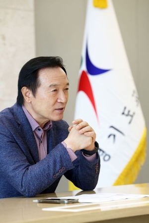 임태희 경기도교육감, “초등예비소집 미참여 학생 131명...경찰에 수사의뢰”