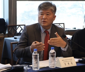 김동일 한국기후변화연구원장, 탄소중립 특색사업 ‘강원 수열에너지클러스터’ 소개