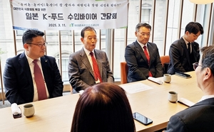 홍문표 aT사장, 日박람회 방문 ‘K-푸드 수출’ 지원