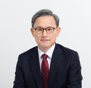 7대 항공·철도사고조사위원장에 권진회 경상국립대 총장 임명