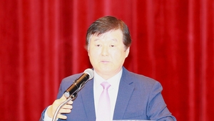 미-중 자원전쟁 터졌는데…자원공기업 수장에 언론인 임명, 적절성 논란