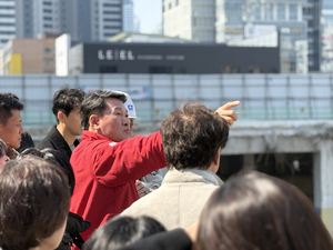 김성수 해운대구청장, “직접 주민들과 소통”…‘직통민원실 큰 호응’
