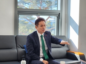 이철우, 경선 토론회서 “국가 대개조” 강조…보수진영 리더십 부각