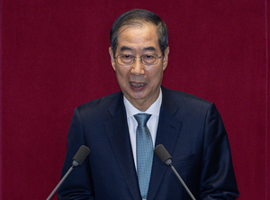 韓 대행 “추경 처리 부탁”…출마설엔 묵묵 부답