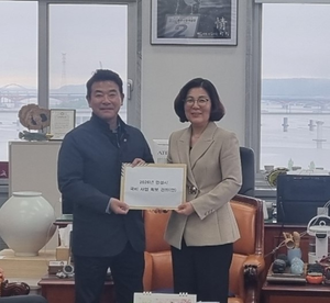 김보라 안성시장, 박정 국회 예결위원장 방문...내년 국비확보 ‘총력’