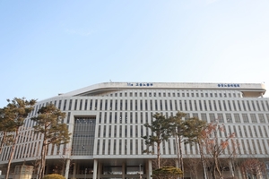 작년 장애인 고용률 3.21% ‘소폭 개선’…민간은 여전히 의무 고용률 ’미달‘