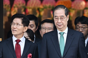 [2025 대선]‘산으로 가는’ 조기 대선…국힘 ‘단일화’ 갈등·민주 ‘대법원과 맞짱’