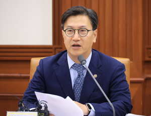 기재장관 대행 “경제팀 흔들림없이 리스크 대응·현안 관리 전력”