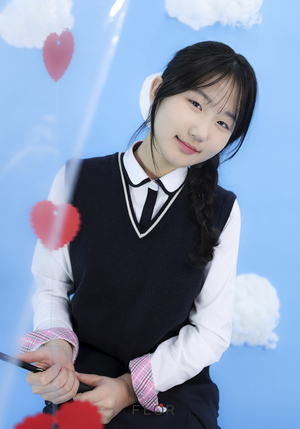키즈모델 이서진·최재윤, 봄의 설렘 담은 ‘플로르 2025 NEW SEMESTER’ 화보 공개