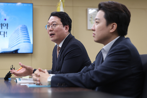[대선판의 재갈공명들③-개혁신당]‘만40세’ 이준석의 도전, 배후엔 젊은 실무형 인재들