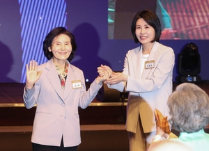 [대선 2025]‘그림자 또는 실세?’…후보 배우자들도 뛴다