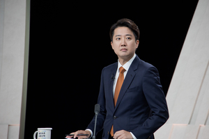 [대선 2025]‘젓가락 발언’ 일파만파…이준석, 제3후보 돌풍 꺾이나