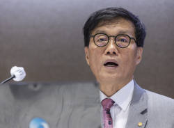 한은총재 “기대 심리로 가격↑...수도권 부동산 공급안 나와야”