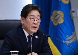 李 대통령 국정지지율 59.3% ‘순풍’…20·70대도 ‘긍정’ 우세