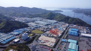 [특징주] 트럼프, 철강·알루미늄 관세 대폭 인상 충격…철강주 ↓