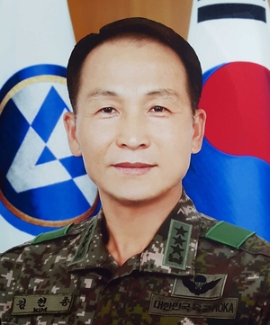 국가안보실 1차장에 김현종, AI 수석엔 하정우