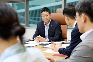 김진경 경기도의회 의장, 도-도교육청 간 대안교육기관 급식비 갈등 중재