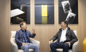 [특징주] 카카오뱅크 10% 급등…태국 가상은행 사업자 선정 영향