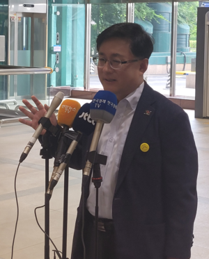 김성환 환경부장관 후보자 “재생에너지로 모든 것 전기화해야”